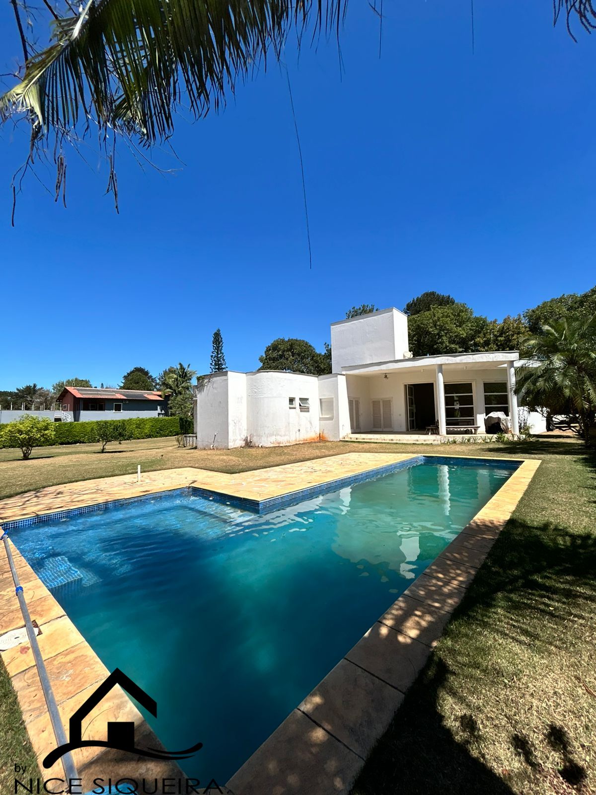 b841c52a-fc8c-4ccb-9601-219a530e51e6