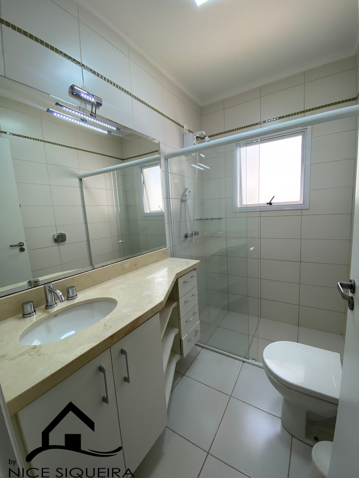 6e124117-e74c-42d1-968d-d9023d9918c4