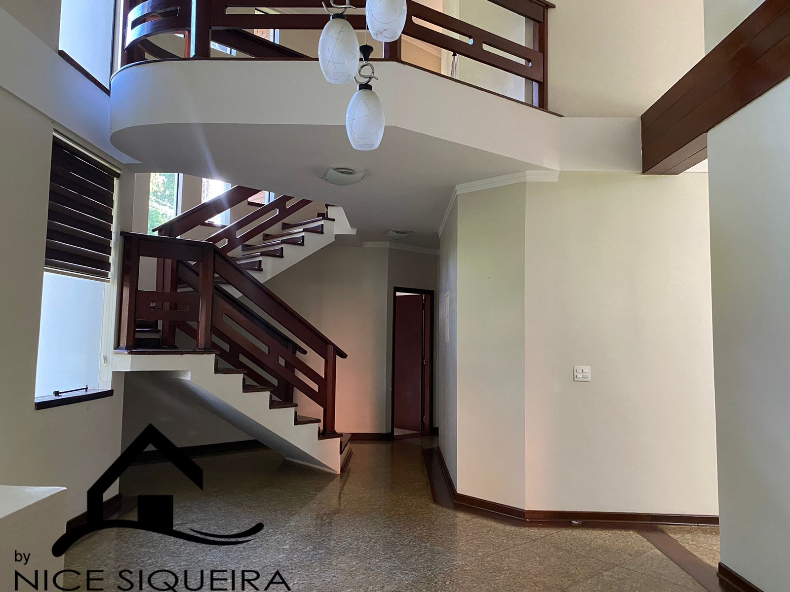 7ea23d0d-f19b-4543-8f01-af954c36f773