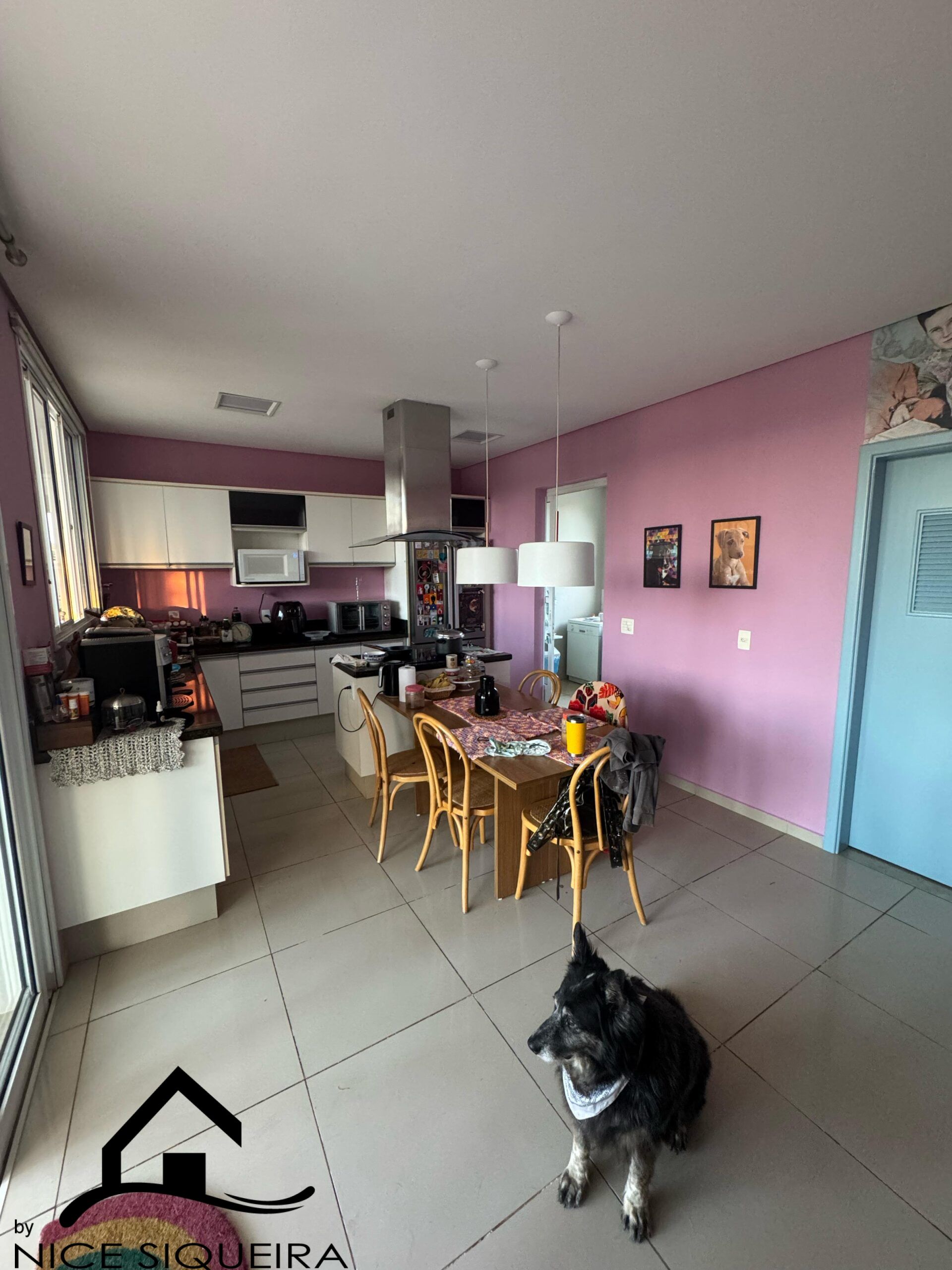 e0939124-6796-4a47-af89-26f321bdd91a