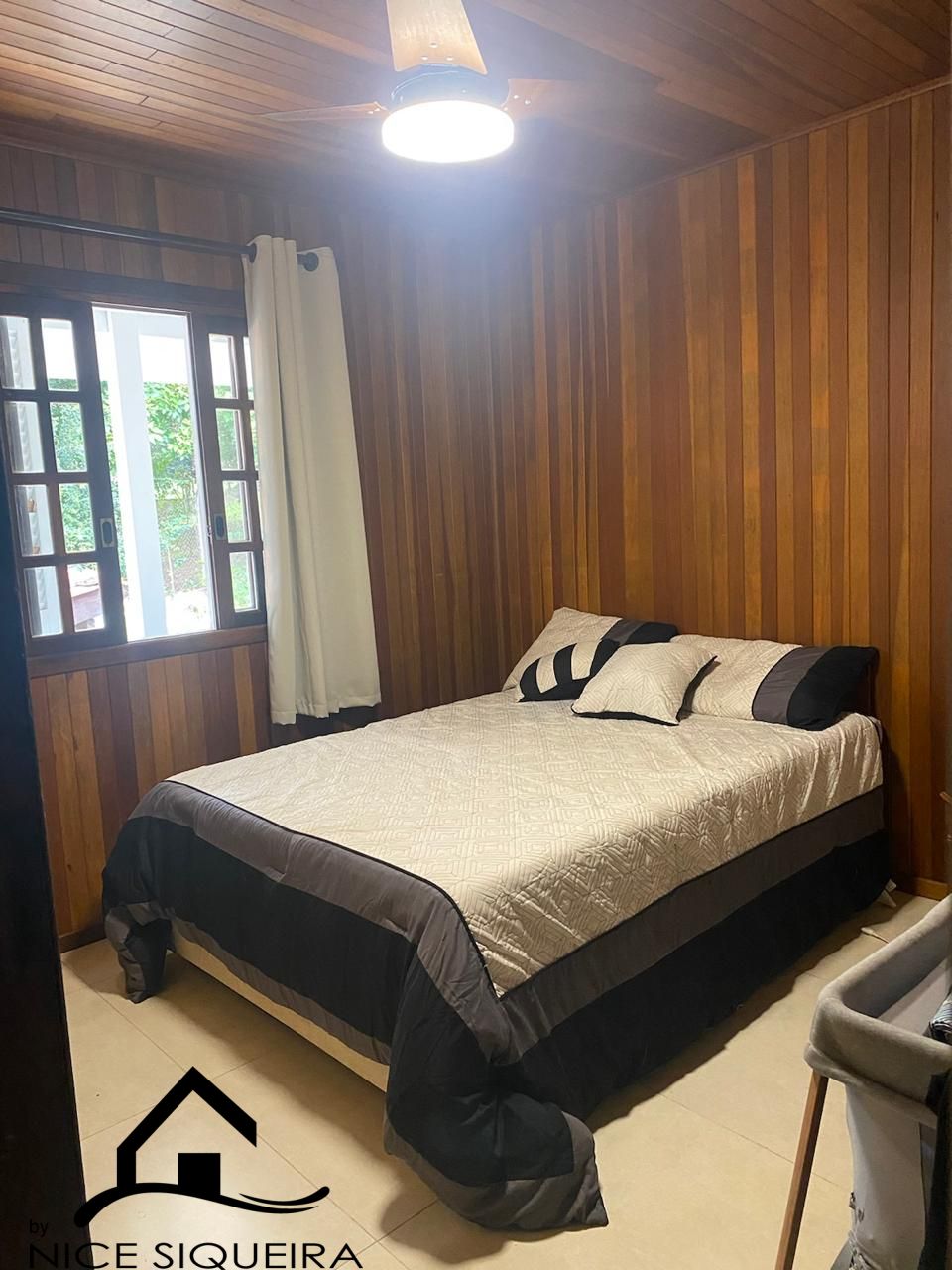 cb8b74c1-9ea4-49c3-aa0f-4d6dc72ed56b