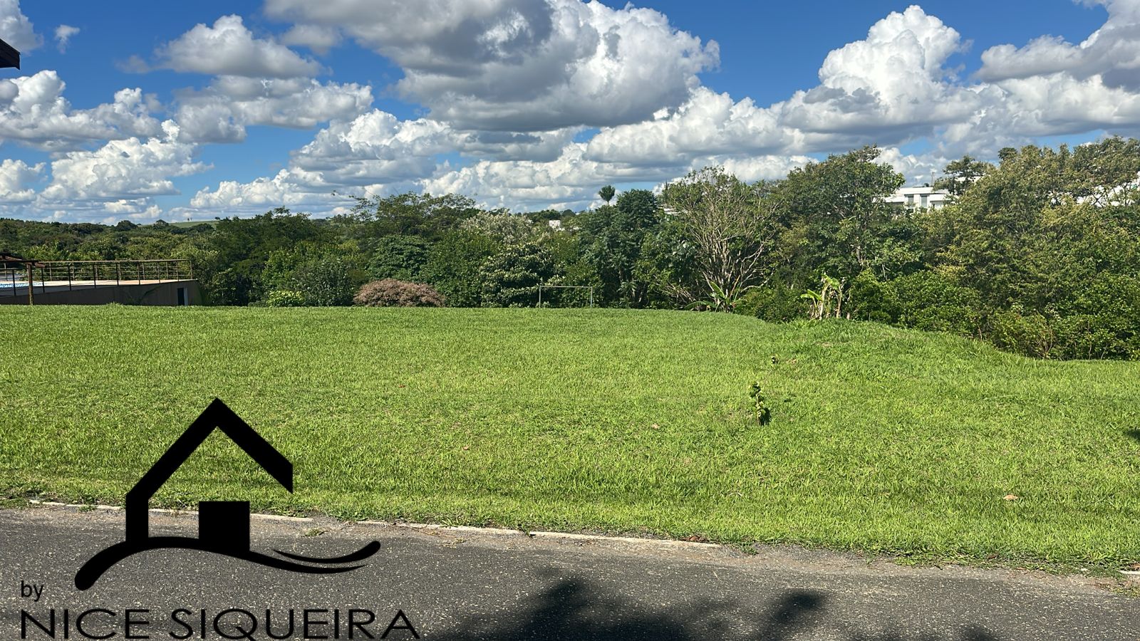 cafade58-c40f-4b25-a670-5b2de8d98916