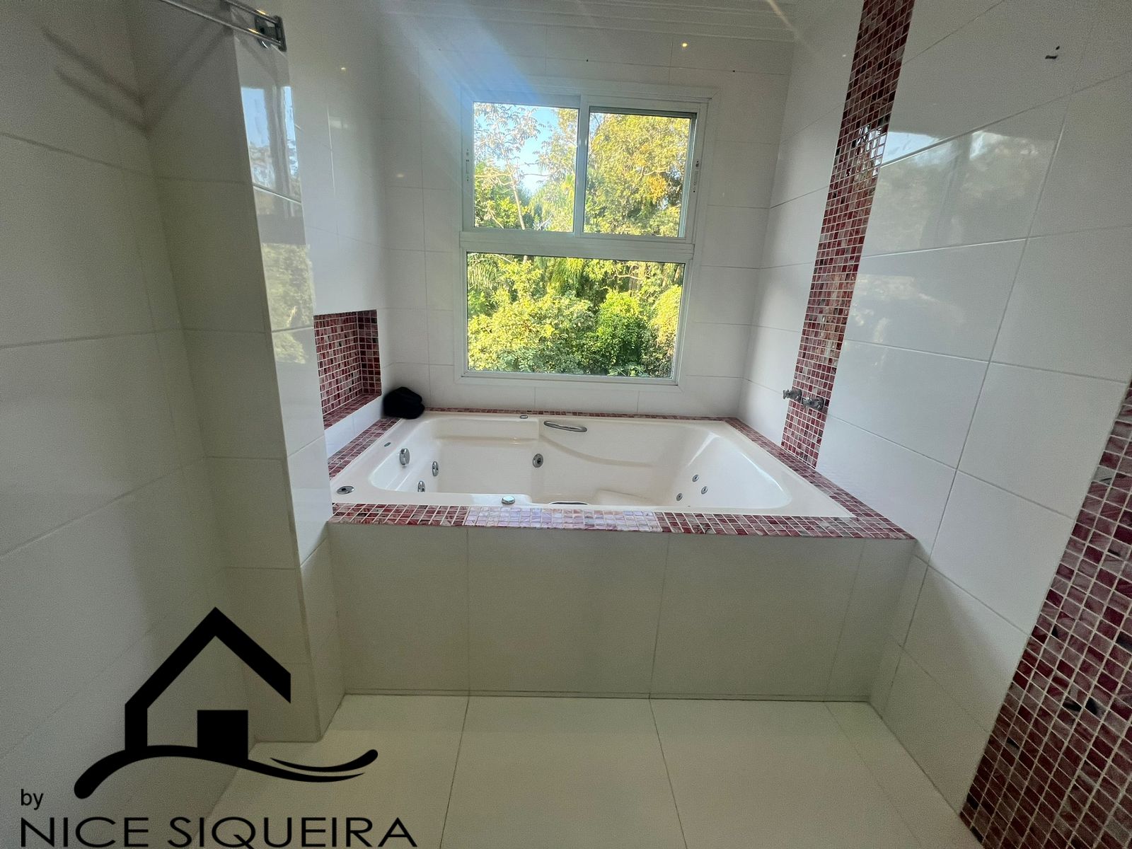 c5e8141e-ba97-4aaa-b407-79cac6b4e672