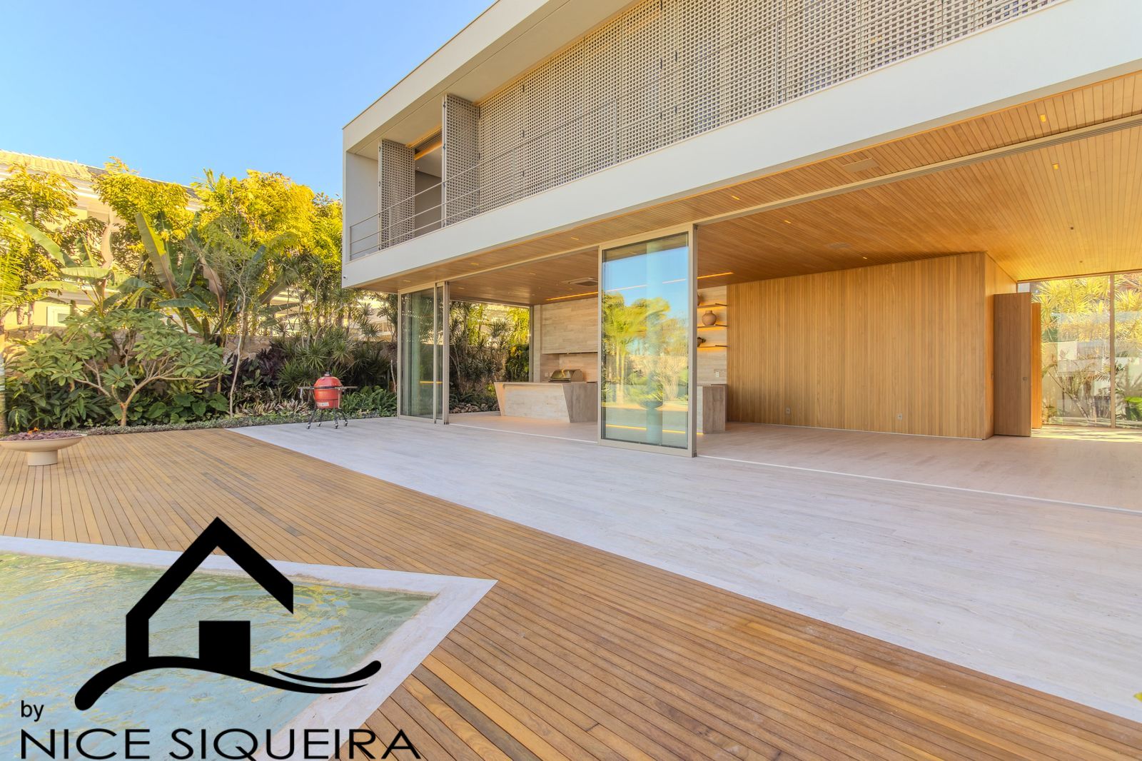 WhatsApp Image 2025-11-19 at 17.21.48 (1)