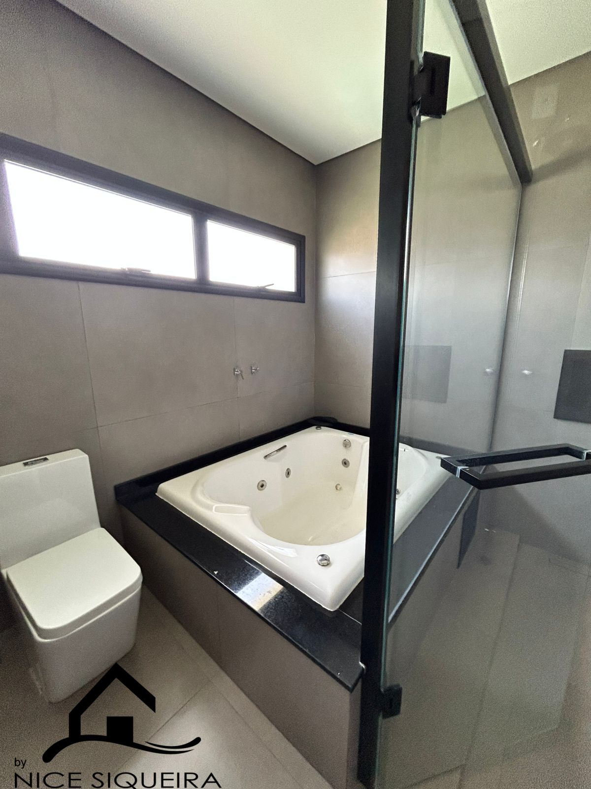 ca22c7de-57c5-4cdc-a718-d59d22da353a