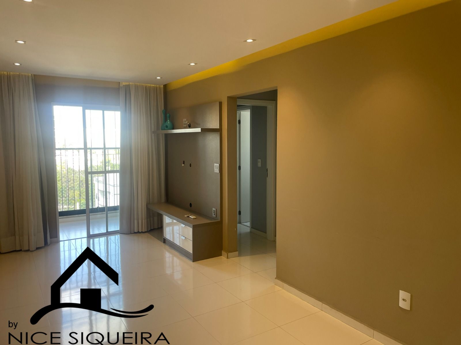 1ed505a8-9065-4ea9-98bd-7141a545c973