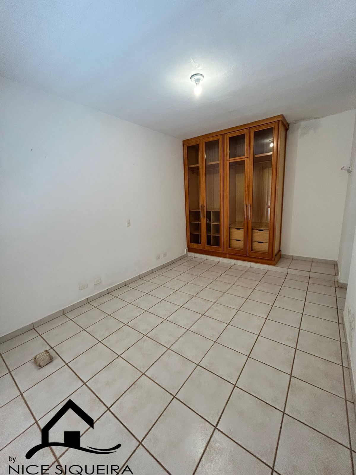 aa7d479f-edca-4db6-b8ce-c3b9d9da2033