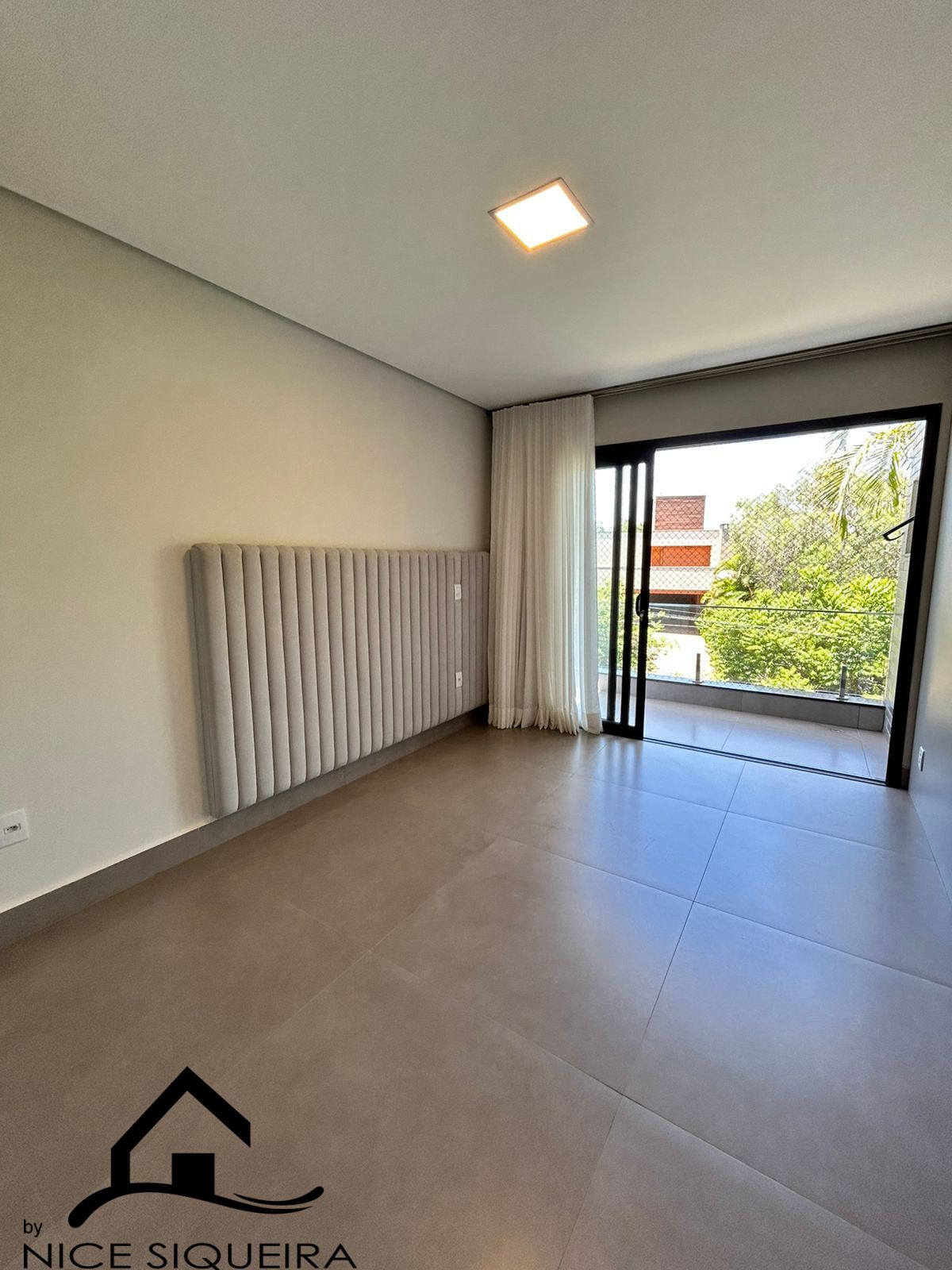 e596fe3a-eb9d-4a8d-a2bd-83ae44a9d073