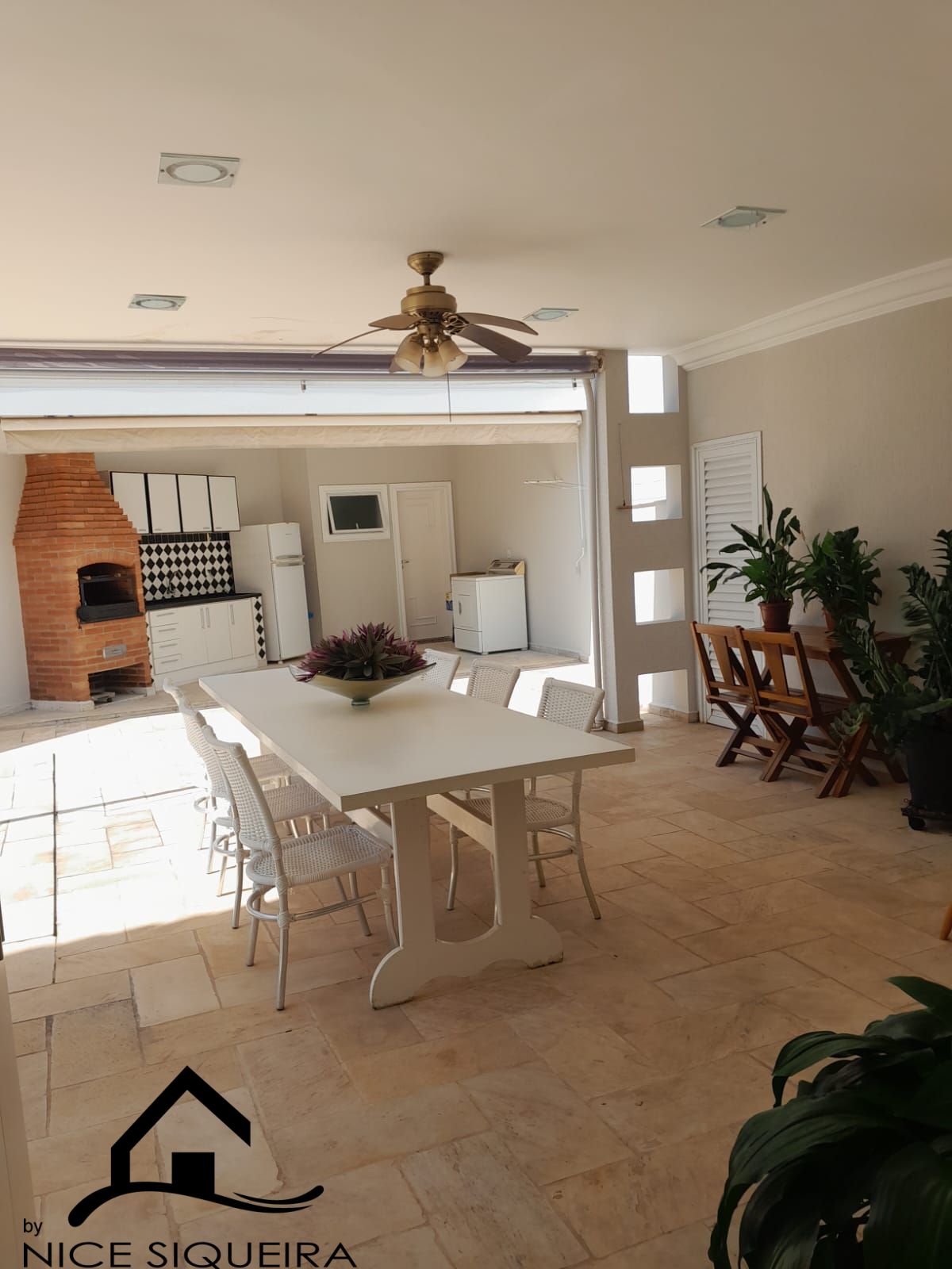 a5e9a18d-bd64-42e5-86a9-76f1ef5cd86f