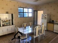 a42ea5e5-987b-472c-a3d3-b4b5bac9997c