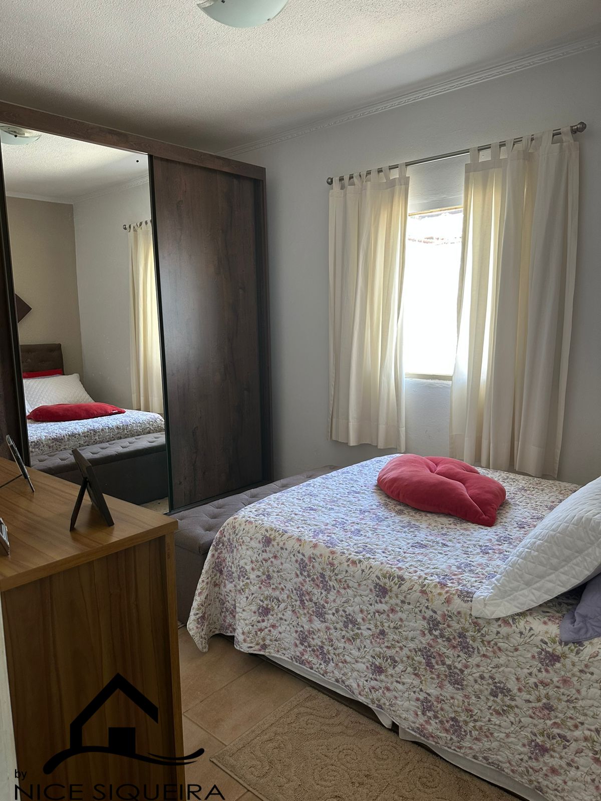 aa4ff368-2e81-4c6e-9fb3-cd12c069b5e3