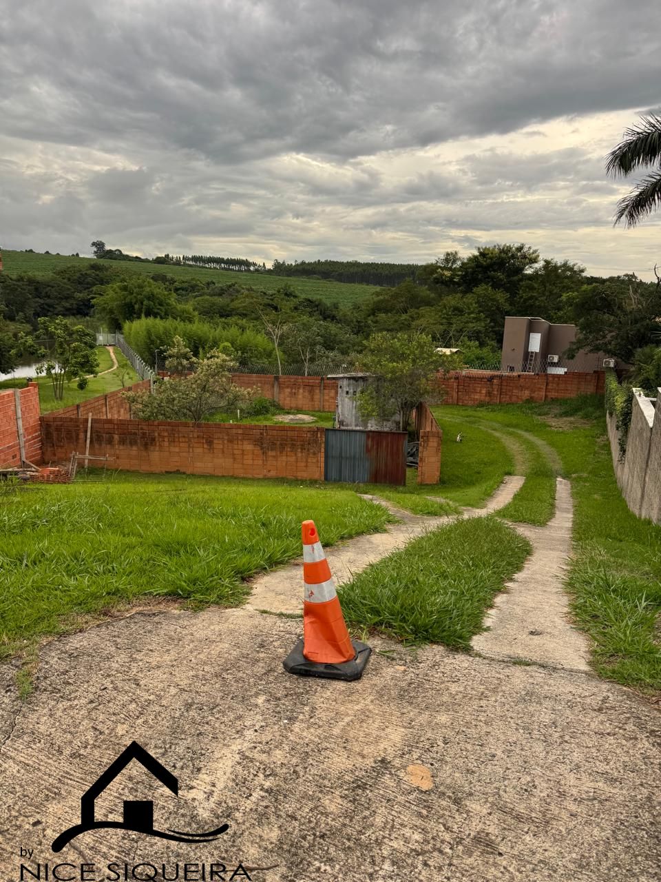 025d9743-b026-4e8d-8460-c7ad2bce4bdf