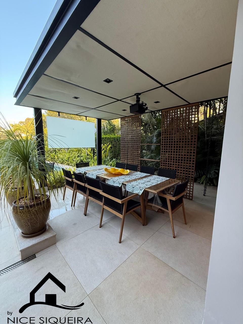 75d6fdbe-5311-40a6-bb53-e5f77c53d5ac