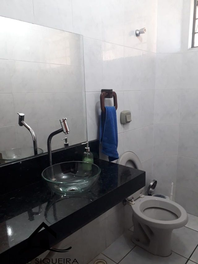 5d26090c-1a67-4b25-9abd-fbf3269a1143