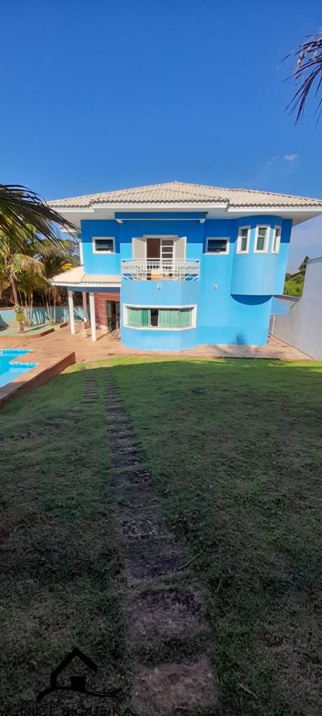 f327a157-f558-447c-a396-760a1fe8f703