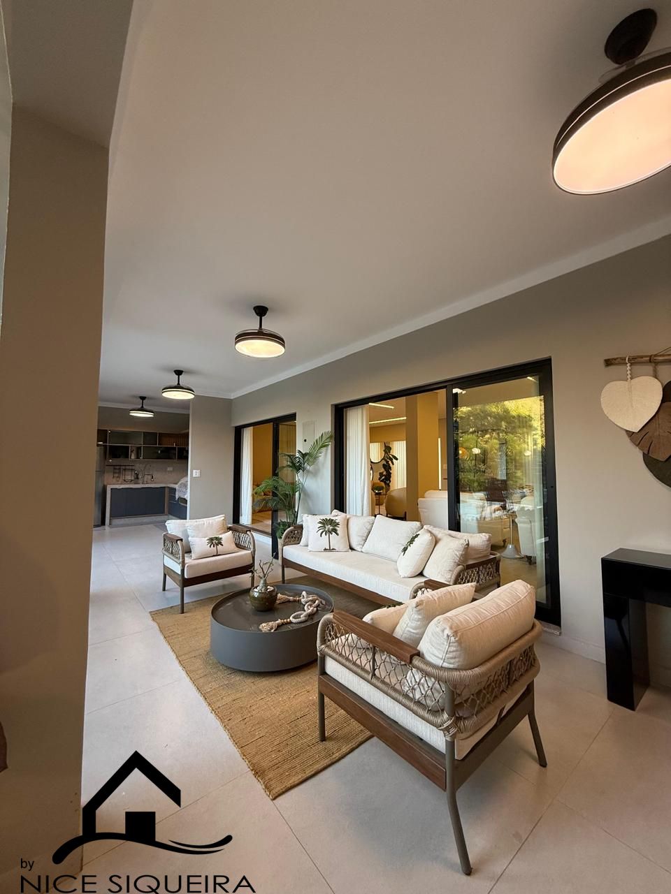 3ee3243f-82e5-4f89-9b86-dc9dddc25ff7