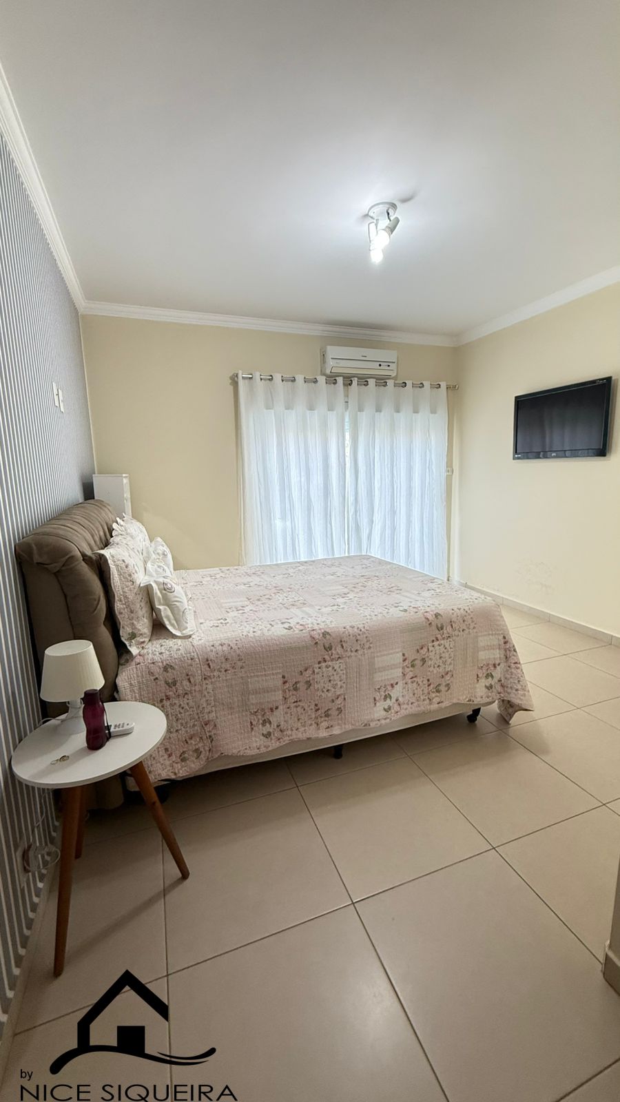 a880398c-e548-4dff-b743-78690352a70e