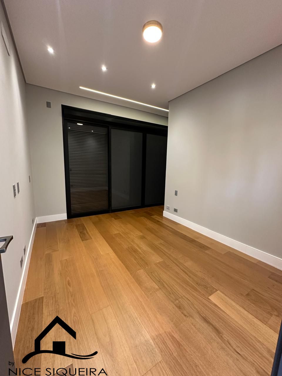 122b163c-afb2-46de-9dd5-baa38b533054