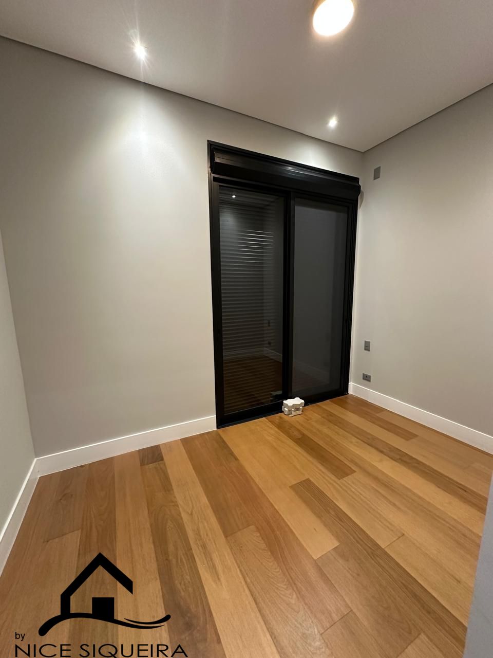 8cafab95-9396-4547-9a27-40579d683526