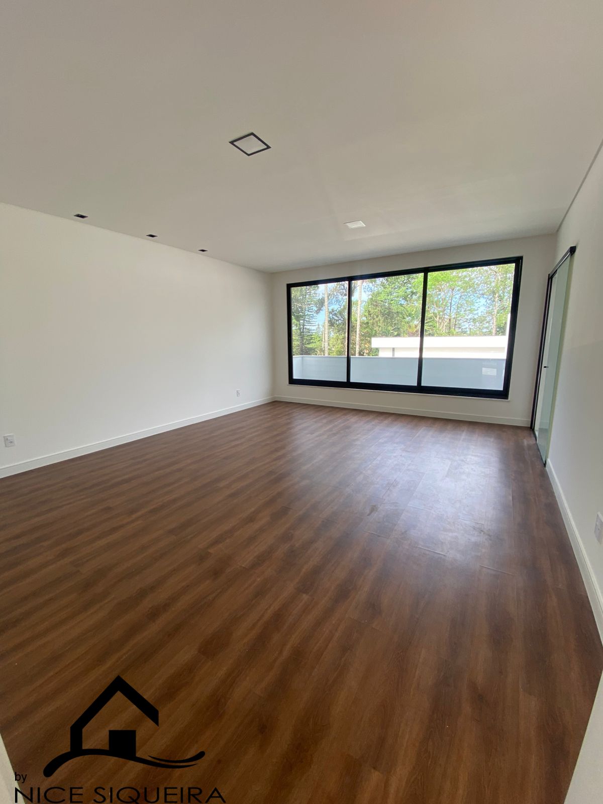 26c5cf08-085f-4d47-9073-d723dd05e1db