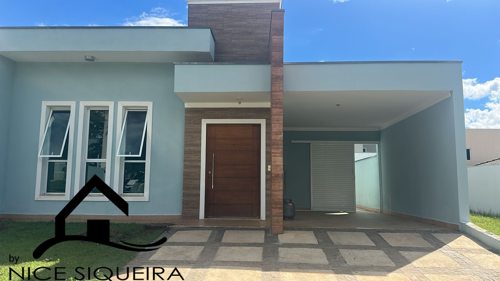 1d7940d5-f851-4645-93b1-596fed9a3d0e