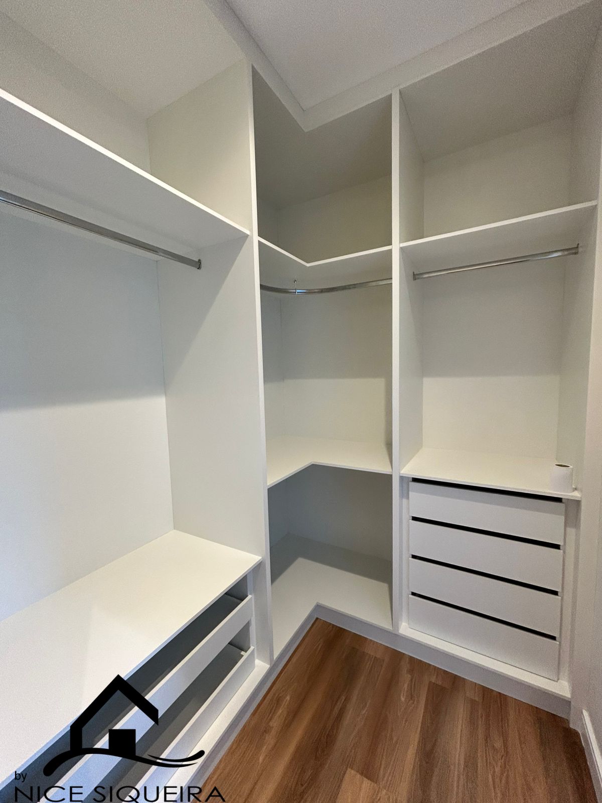 e19e43d5-7760-4382-9d49-d7856d80ac9f