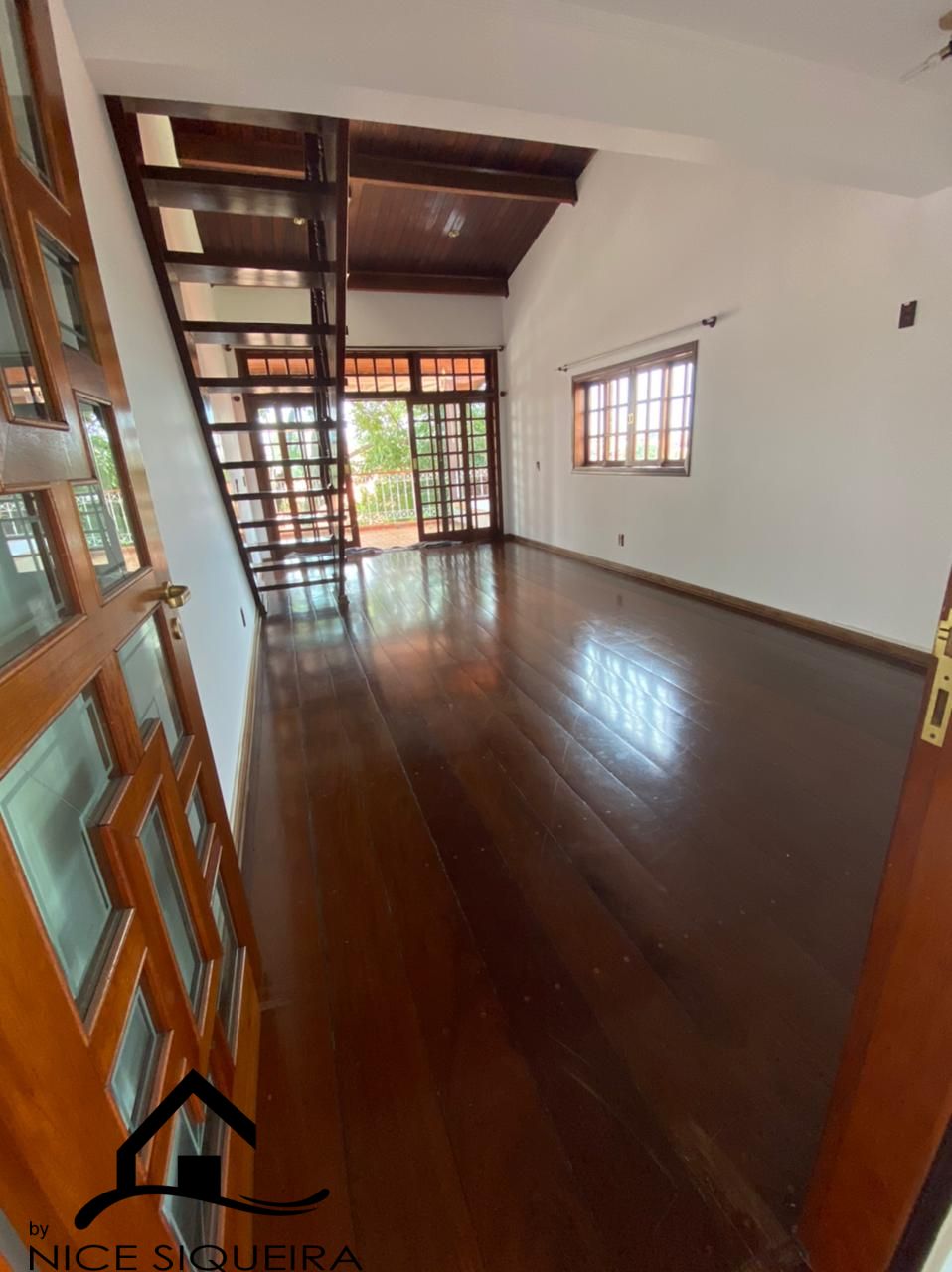 23641184-fba5-4991-9d02-f6d8144ce908