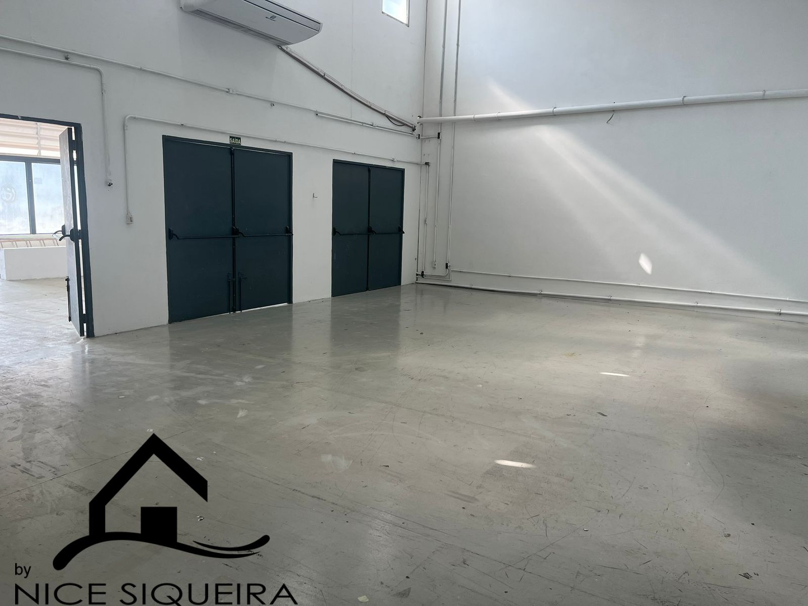 93255717-7328-42d3-9bf5-5c95ae5c429b