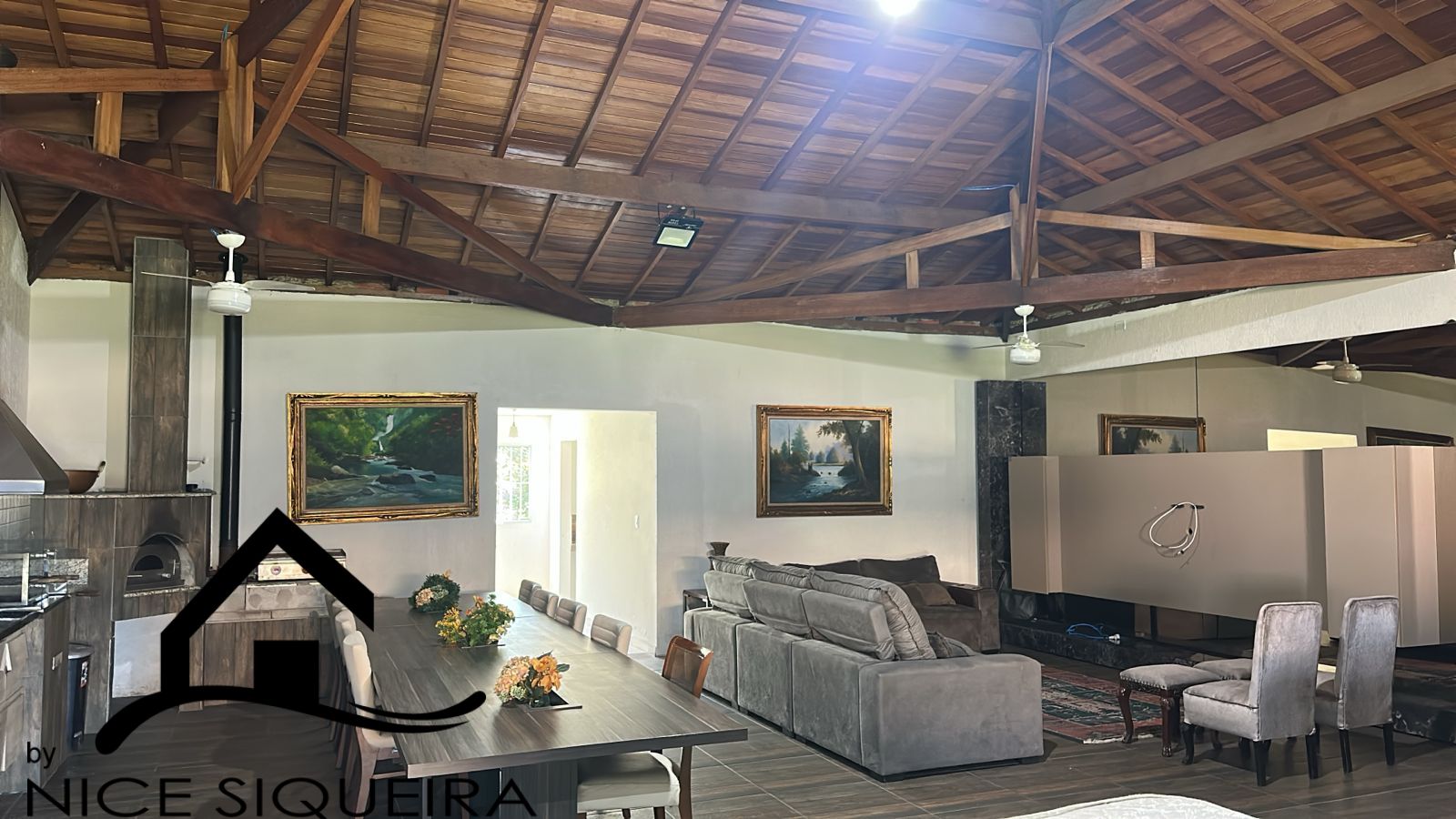 65e60c55-8126-4369-b9b8-b6c6ca442fc0