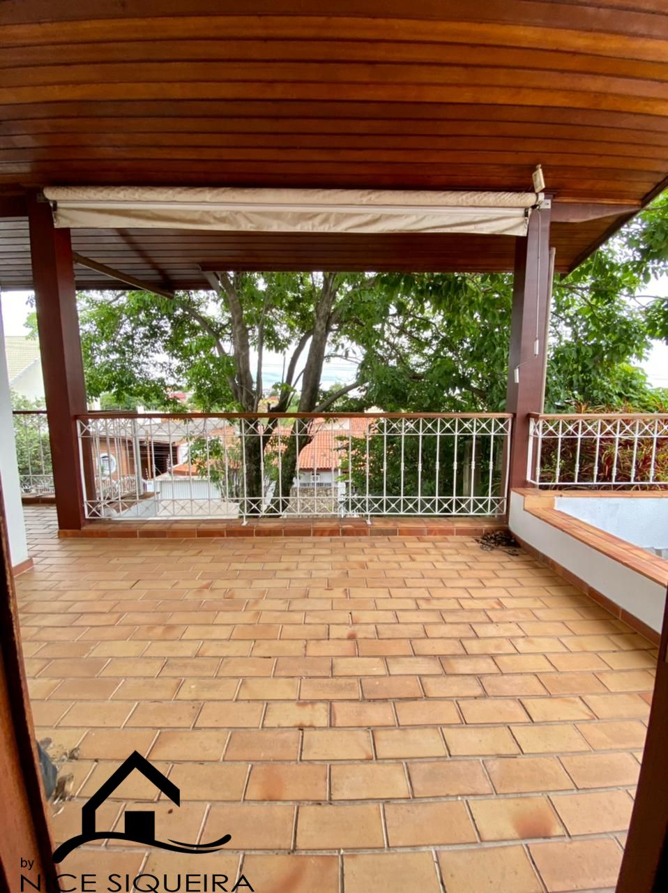 64bb0e88-4e8c-4f14-b810-21a12b9e8c16