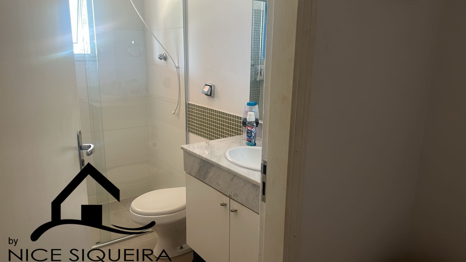 cd1a504f-f3ce-46f5-afea-d23c86983eeb