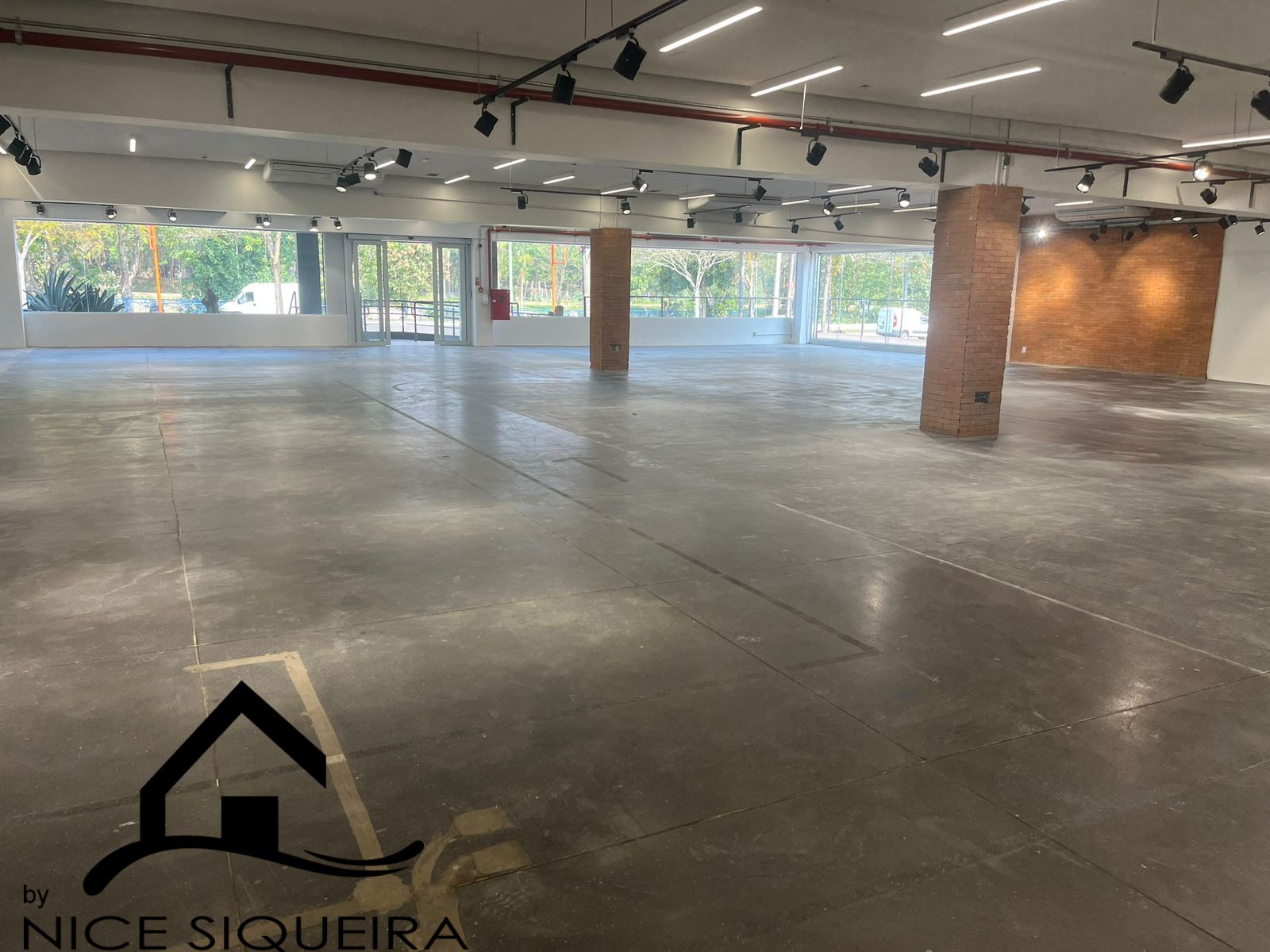 f96232ea-c17c-4ed0-8651-fa5aa9aeffc0