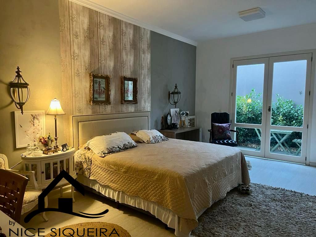 732068d3-9870-4d81-813f-33eae16f6292