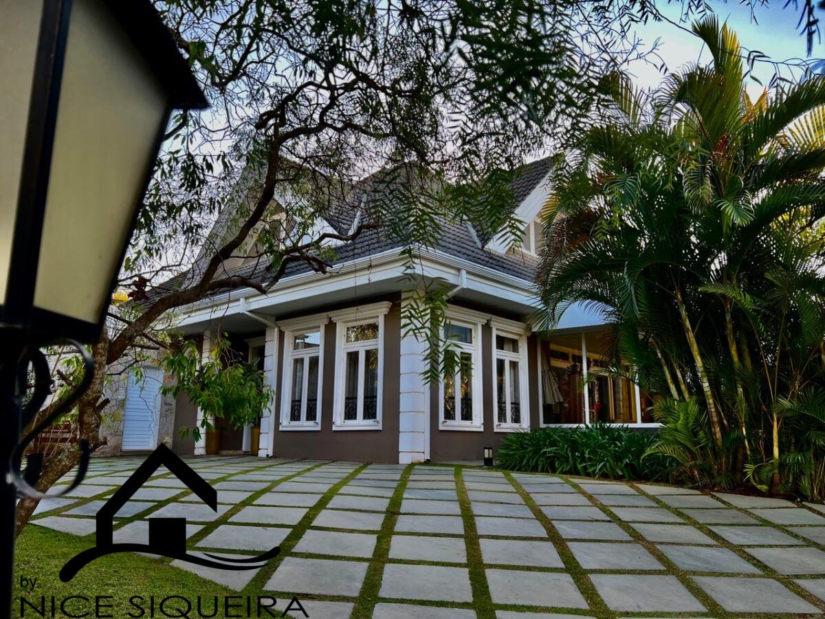 e228b550-fab4-4ac6-af7c-53367a4d7e17