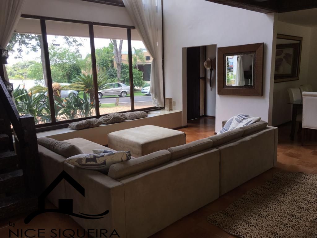 84a51806-64d0-4b27-8f59-e6318bf73ad1